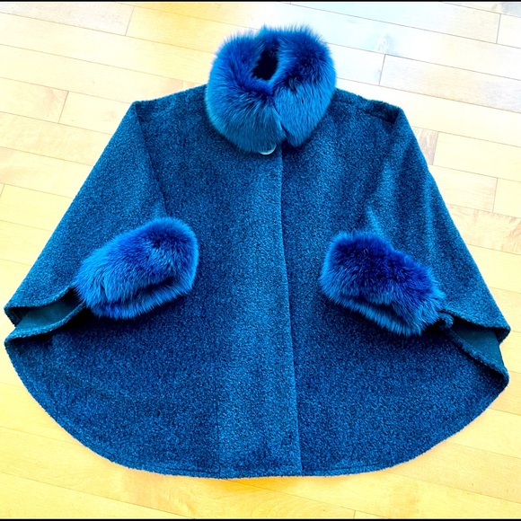 Midnight blue Sagafurs warm multi wear poncho - Picture 4 of 7